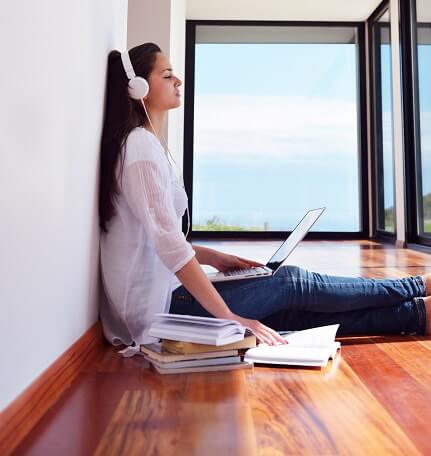 Best way to sit on floor for outlet back